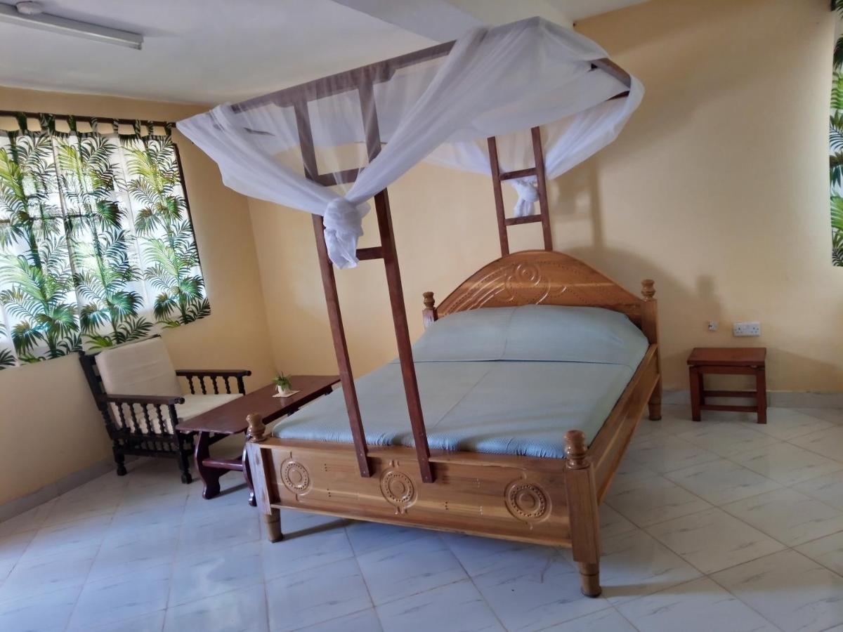 Armaan Guest House Diani Beach Zewnętrze zdjęcie